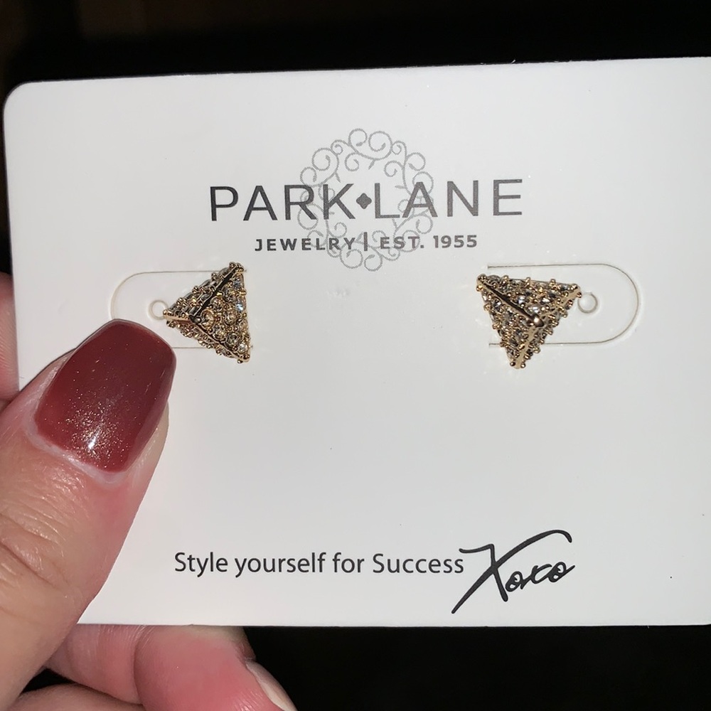 Cleo Pierced Earrings
